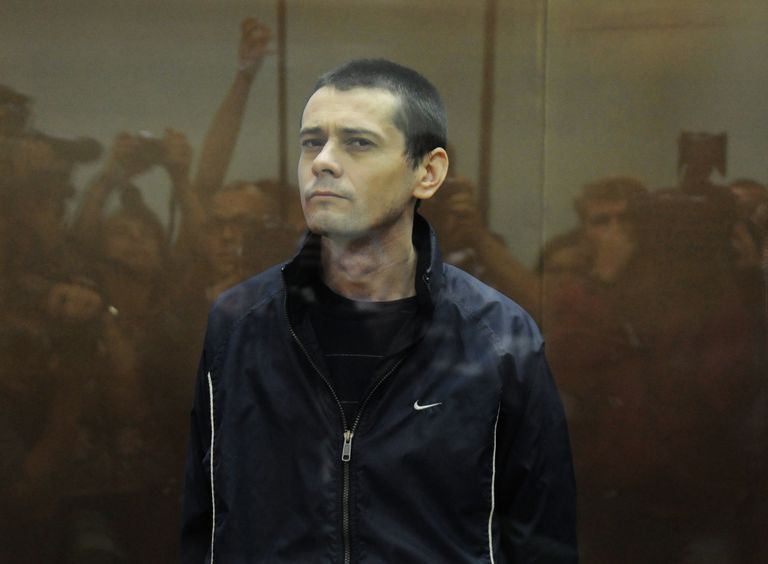 Сергей Помазун, обвиняемый в убийстве шести человек, на заседании Белгородского областного суда Сергей Помазун, обвиняемый в убийстве шести человек, на заседании Белгородского областного суда