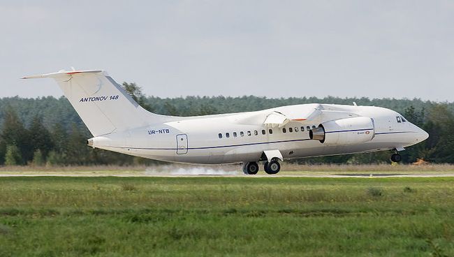 Самолет Ан-148. Архивное фото Самолет Ан-148. Архивное фото