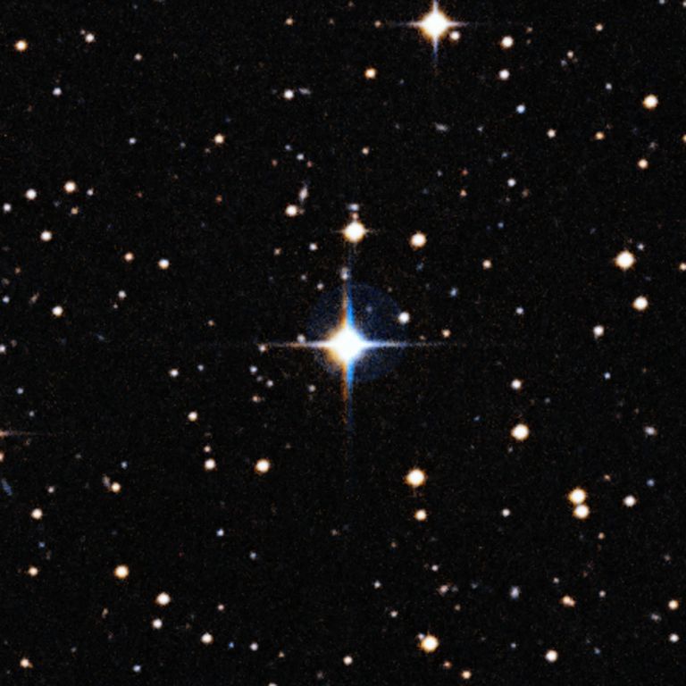 Двойник Солнца HIP 102152, звезда, находящаяся в 250 световых годах от Земли в созвездии Козерога Двойник Солнца HIP 102152, звезда, находящаяся в 250 световых годах от Земли в созвездии Козерога