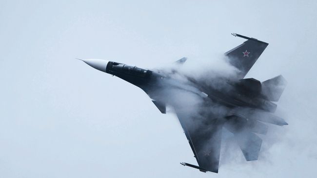 Истребитель Су-30СМ. Архивное фото Истребитель Су-30СМ. Архивное фото