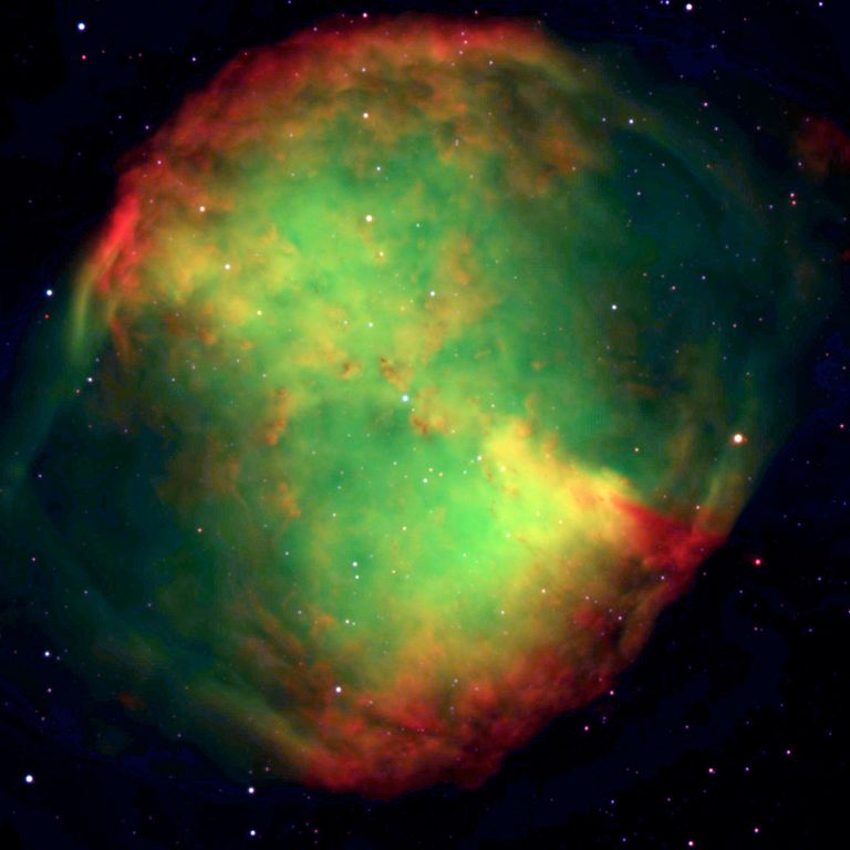 Биполярная планетарная туманность Dumbbell Nebula, Messier 27 Биполярная планетарная туманность Dumbbell Nebula, Messier 27