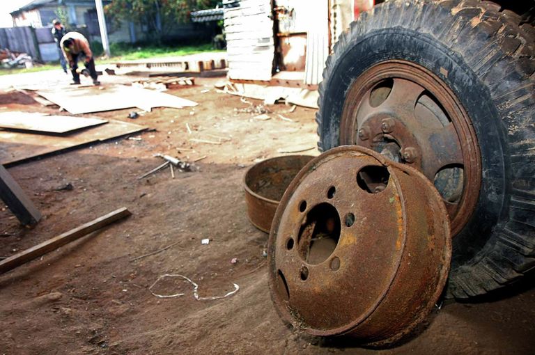 Танк в огороде: Как собирают технику для кинематографа