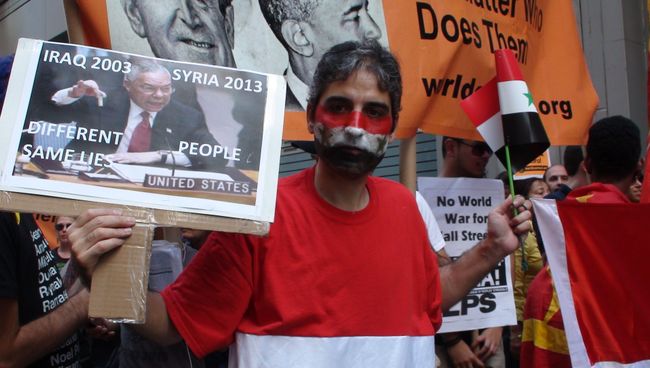 Протесты в Нью-Йорке против войны с Сирией Протесты в Нью-Йорке против войны с Сирией