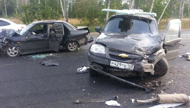 ДТП на трассе под Самарой ДТП на трассе под Самарой