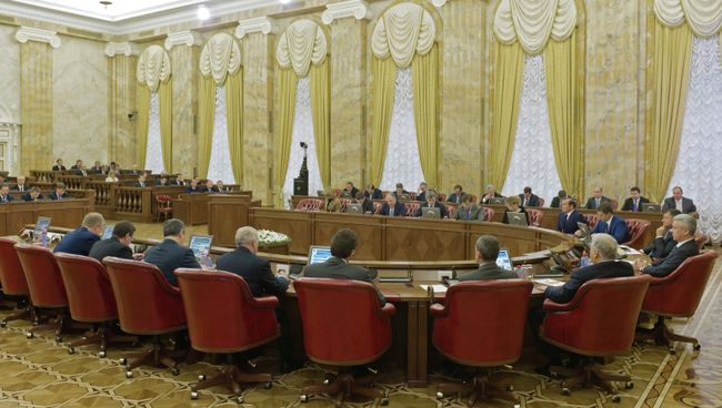 С.Собянин провел заседание правительства Москвы С.Собянин провел заседание правительства Москвы