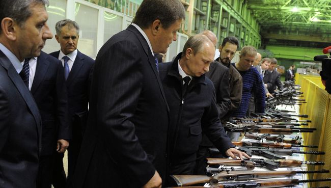 Рабочая поездка В.Путина в Ижевск, фото с места события