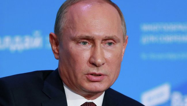 В.Путин на заседании дискуссионного клуба Валдай В.Путин на заседании дискуссионного клуба Валдай