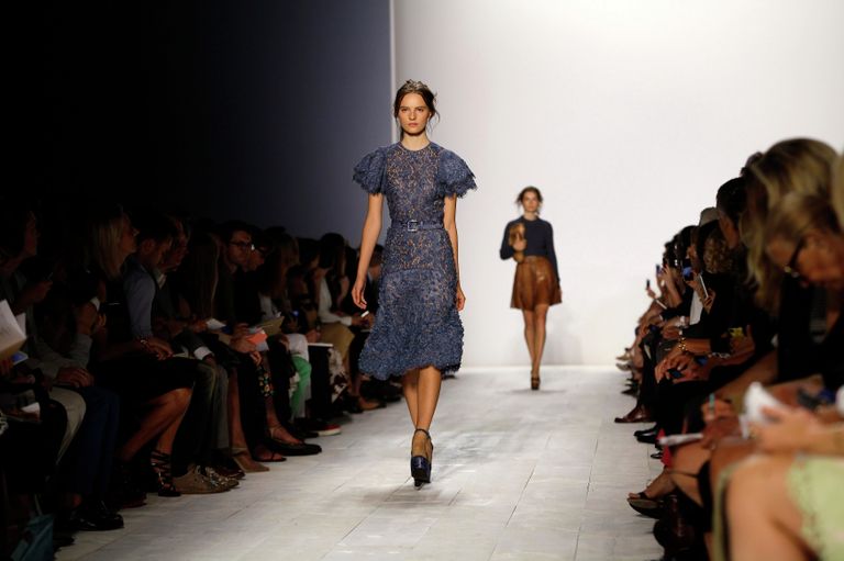 Показ весенне-летней коллекции Michael Kors на Неделе моды в Нью-Йорке
