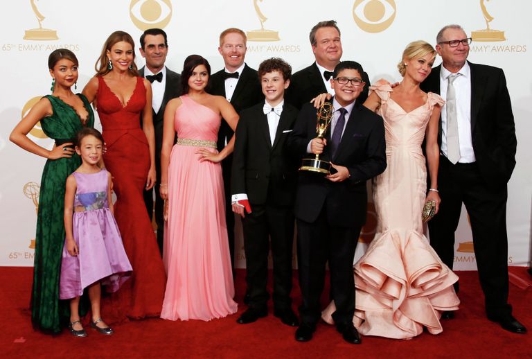 Актеры из сериала Американская семейка (Modern Family) на церемонии вручения 65-й премии Эмми Актеры из сериала Американская семейка (Modern Family) на церемонии вручения 65-й премии Эмми