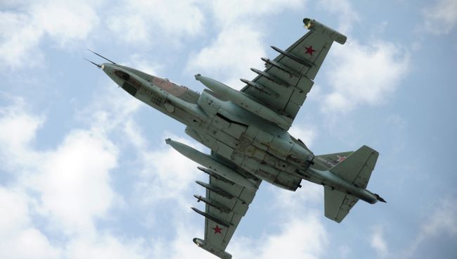 Штурмовик Су-25. Архивное фото Штурмовик Су-25. Архивное фото
