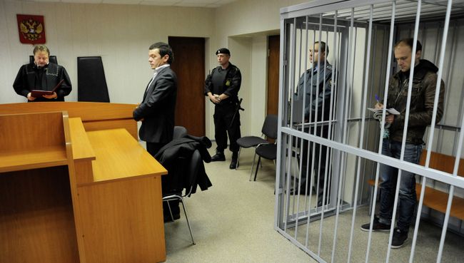Суд Мурманска арестовал участников ЧП у платформы Приразломная, архивное фото Суд Мурманска арестовал участников ЧП у платформы Приразломная, архивное фото
