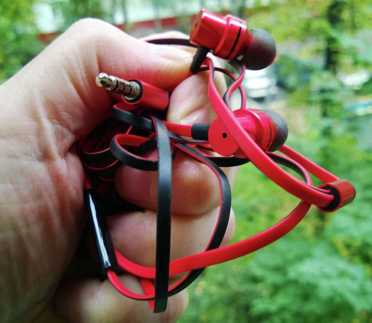 Fly Coral (IQ4412 Quad). Наушники/гарнитура Fly Coral (IQ4412 Quad). Наушники/гарнитура