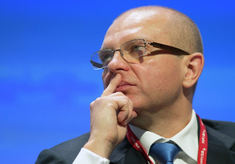 Первый заместитель президента-председателя правления ОАО Банк ВТБ Юрий Соловьев на форуме ВТБ Капитал РОССИЯ ЗОВЕТ! в Москве Первый заместитель президента-председателя правления ОАО Банк ВТБ Юрий Соловьев на форуме ВТБ Капитал РОССИЯ ЗОВЕТ! в Москве