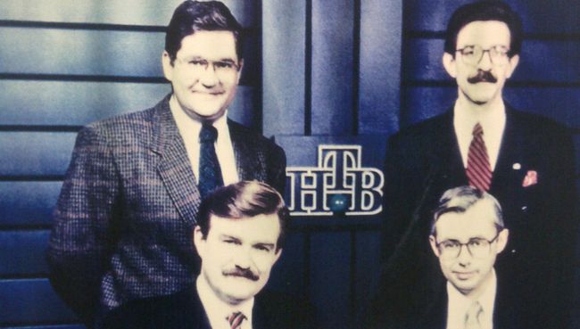 Основатели НТВ Олег Добродеев, Алексей Цыварев, Евгений Киселев, Игорь Малашенко. 1993 год. Этот портрет до сих пор висит на восьмом этаже “Останкино”, где размещается редакция НТВ Основатели НТВ Олег Добродеев, Алексей Цыварев, Евгений Киселев, Игорь Малашенко. 1993 год. Этот портрет до сих пор висит на восьмом этаже “Останкино”, где размещается редакция НТВ