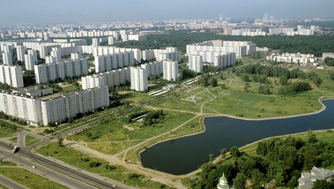 Вид на Алтуфьевское шоссе города Москвы. Архивное фото Вид на Алтуфьевское шоссе города Москвы. Архивное фото