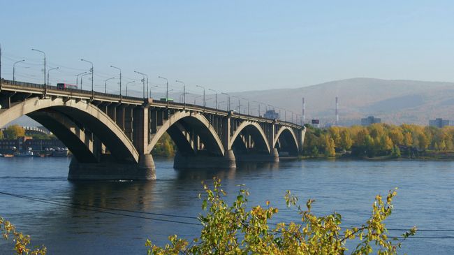 Енисей, Красноярск. Архивное фото