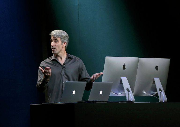 Cтарший вице-президент Apple по софтверным решениям Крейг Федериги Cтарший вице-президент Apple по софтверным решениям Крейг Федериги