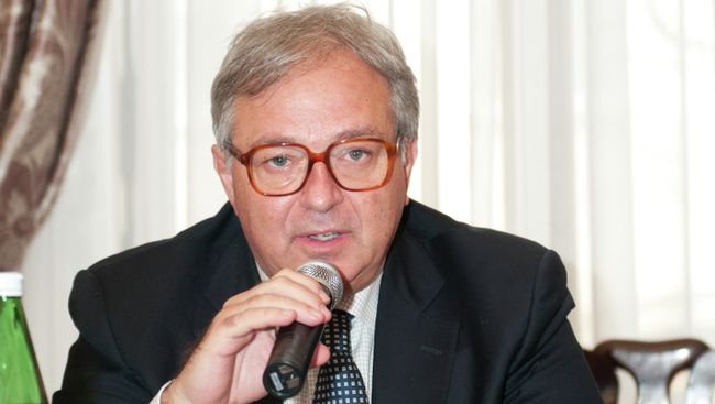 Президент итальянского региона Марке Джан Марио Спакка Президент итальянского региона Марке Джан Марио Спакка