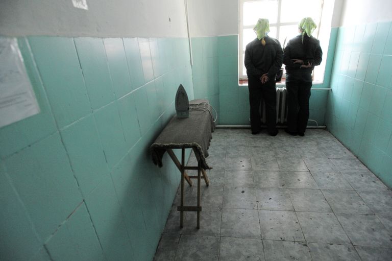 Заключенные в бытовой комнате исправительной колонии общего режима для женщин Заключенные в бытовой комнате исправительной колонии общего режима для женщин