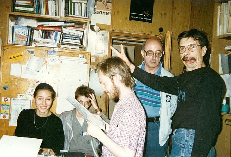 Ольга Журавлёва, Илья Птицын, Анатолий Агамиров и Сергей Бунтман в редакции Эха Москвы, 1994 год. Ольга Журавлёва, Илья Птицын, Анатолий Агамиров и Сергей Бунтман в редакции Эха Москвы, 1994 год.