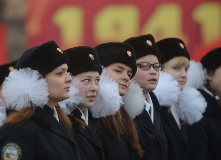 Торжественный марш, посвященный годовщине Парада 1941 года