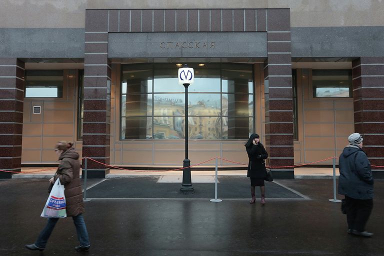 Открытие наземного вестибюля станции метро Спасская в Петербурге. Фото с места события Открытие наземного вестибюля станции метро Спасская в Петербурге. Фото с места события
