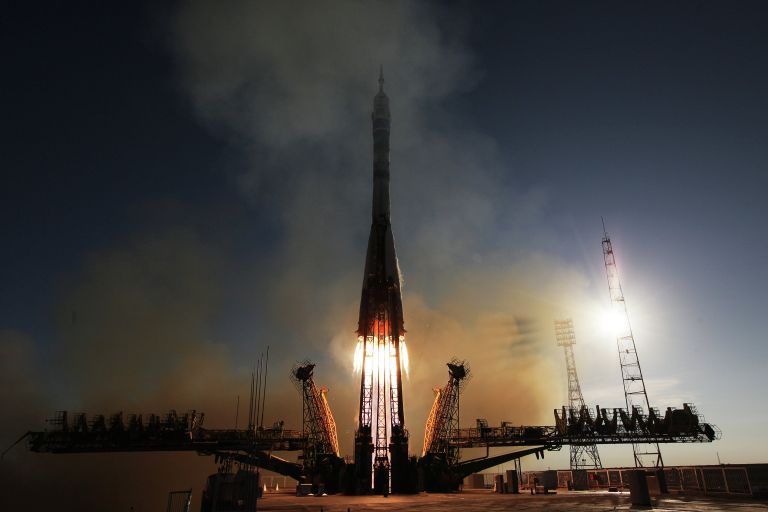 Старт РН Союз-ФГ с пилотируемым кораблем Союз ТМА-11М Старт РН Союз-ФГ с пилотируемым кораблем Союз ТМА-11М