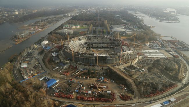 Строящийся стадион на Крестовском острове Строящийся стадион на Крестовском острове