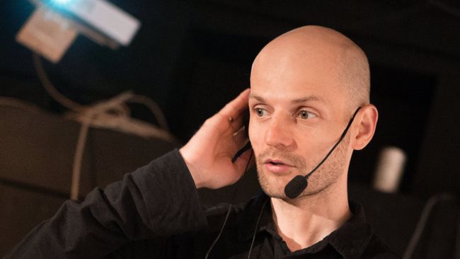 Режиссер Иван Вырыпаев Режиссер Иван Вырыпаев