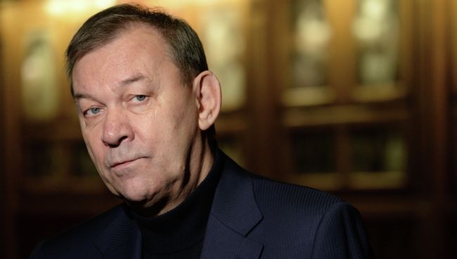 Новый генеральный директор Большого театра Владимир Урин во время представления коллективу ГАБТ. Архив