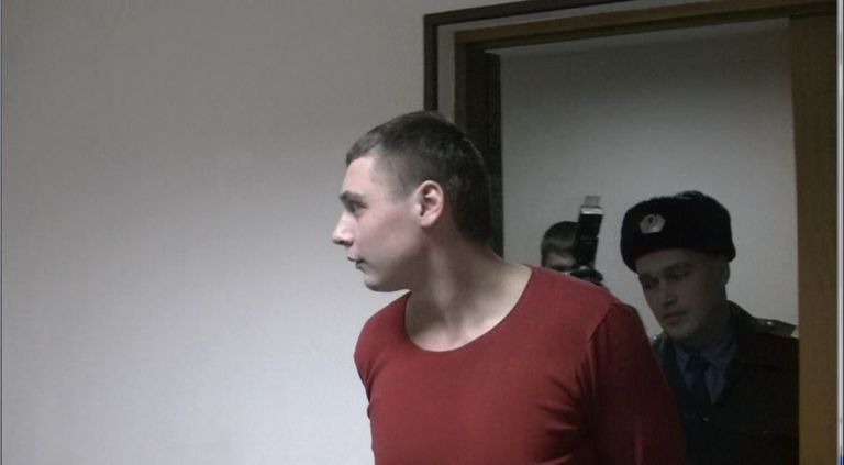 Подозреваемый в убийстве бизнесмена арестован в Томске. Видео из суда Подозреваемый в убийстве бизнесмена арестован в Томске. Видео из суда