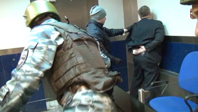 Обыски в Мастер-банке Обыски в Мастер-банке
