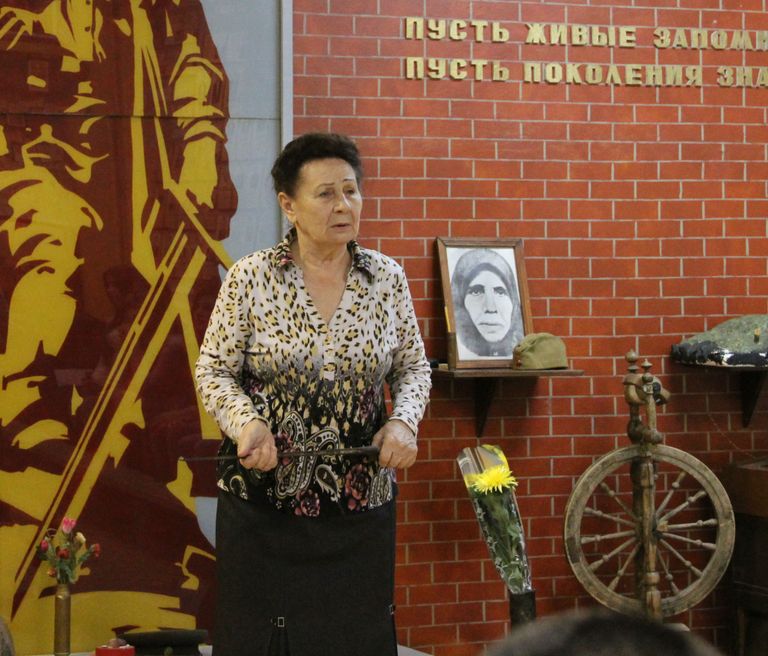 Преподаватель истории алексеевской школы Нина Косарева