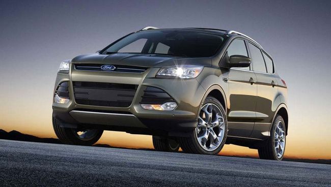Автомобиль Ford Escape, архивное фото