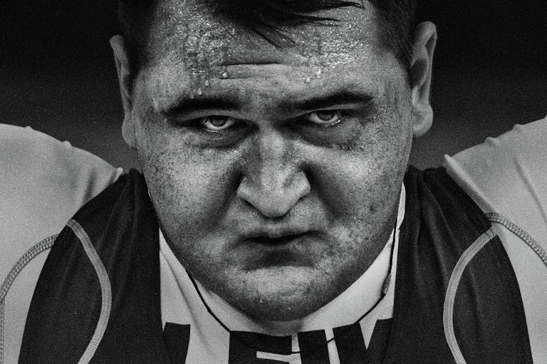 Руслан Альбегов в серии Тяжелая атлетика - энергия высокого напряжения Руслан Альбегов в серии Тяжелая атлетика - энергия высокого напряжения