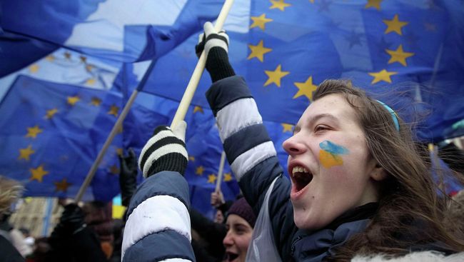 Студенческий митинг в Киеве за евроинтеграцию Украины. 28 ноября 2013 Студенческий митинг в Киеве за евроинтеграцию Украины. 28 ноября 2013
