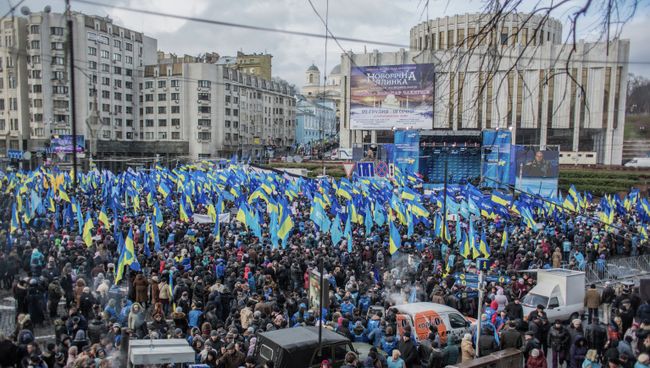Митинг сторонников Партии регионов на Европейской площади в Киеве. Архивное фото