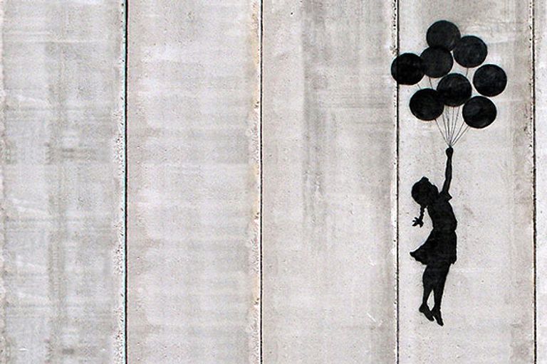Бэнкси Девочка с воздушными шарами (Banksy Flying Baloons Girl) Бэнкси Девочка с воздушными шарами (Banksy Flying Baloons Girl)