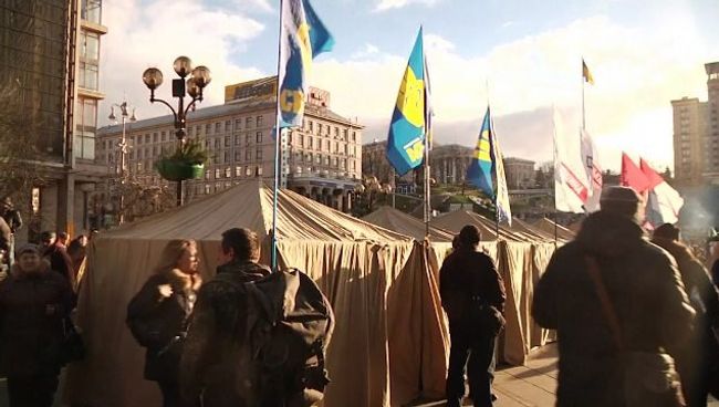 Киев сегодня: помощь раненым и жизнь палаточного городка на Майдане Киев сегодня: помощь раненым и жизнь палаточного городка на Майдане