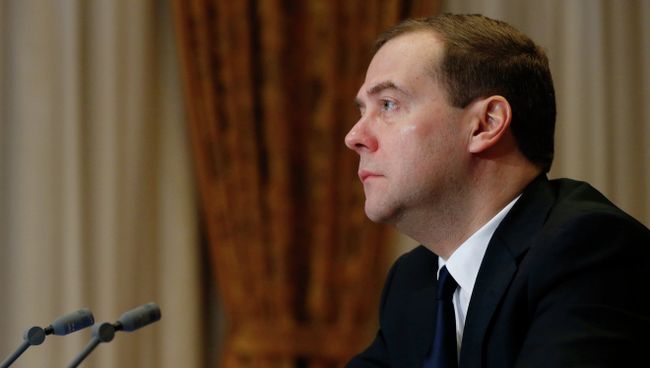 Председатель правительства РФ Дмитрий Медведев, архивное фото