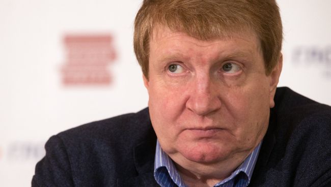 Финалист литературной премии Русский Букер 2013 года писатель Андрей Волос на пресс-конференции по объявлению лауреатов премии за лучший роман на русском языке