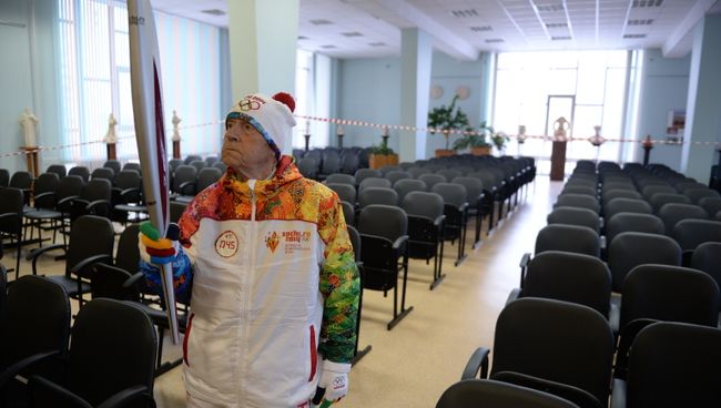101-летний спортсмен Александр Каптаренко 101-летний спортсмен Александр Каптаренко