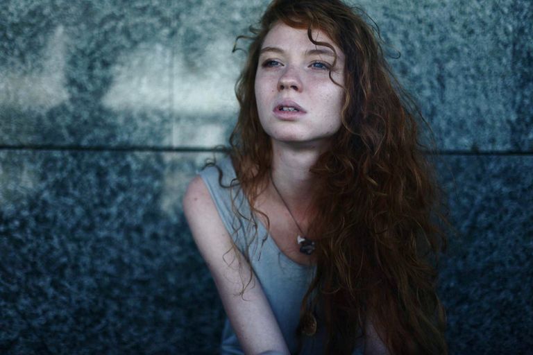 Художник и исполнительница одной из женских ролей в спектакле Травоядные Ольга Никитина Художник и исполнительница одной из женских ролей в спектакле Травоядные Ольга Никитина