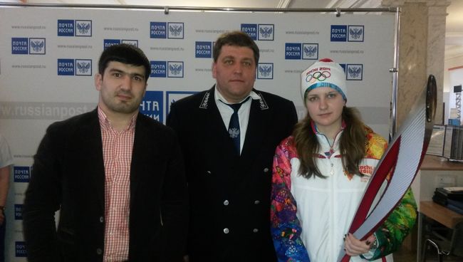 Почтовый блок и конверты в честь эстафеты огня ОИ погасили в Самаре, фото с места события