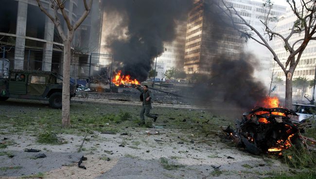 На месте взрыва в центре Бейрута. 27 декабря 2013. Архивное фото На месте взрыва в центре Бейрута. 27 декабря 2013. Архивное фото