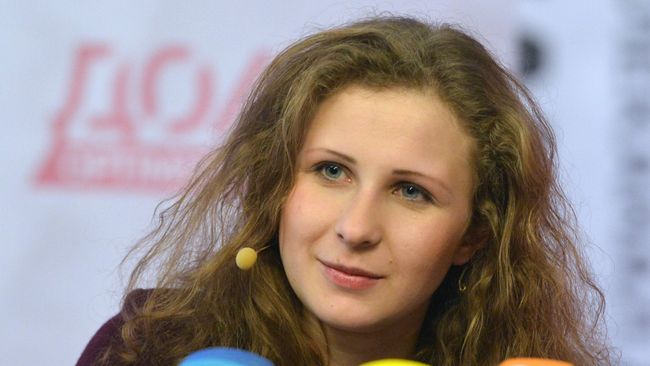 Пресс-конференция Марии Алехиной и Надежды Толоконниковой Пресс-конференция Марии Алехиной и Надежды Толоконниковой