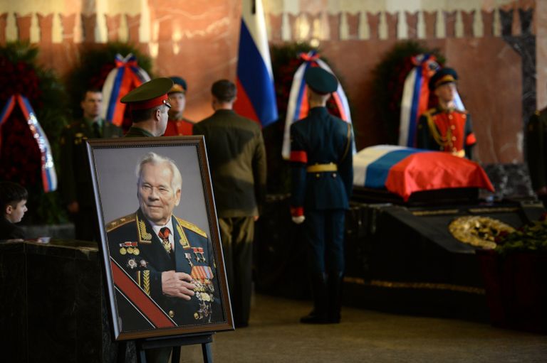 Похороны Михаила Калашникова Похороны Михаила Калашникова