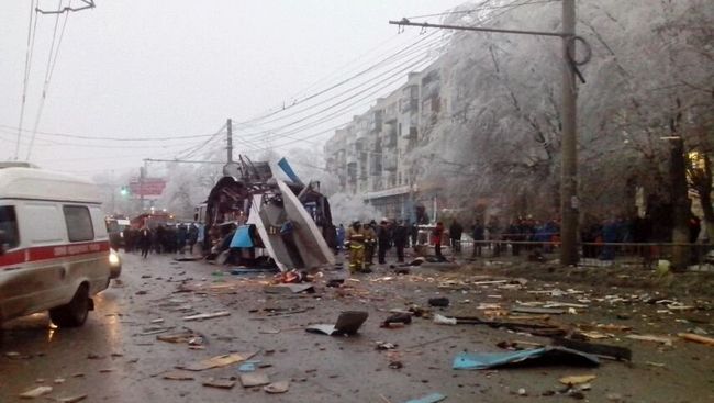 Взрыв в троллейбусе в Волгограде. Фото с места события