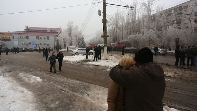Взрыв в троллейбусе в Волгограде, фото с места события Взрыв в троллейбусе в Волгограде, фото с места события