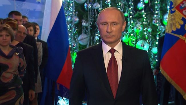 Путин поздравил россиян с Новым годом и пожелал согласия и благополучия Путин поздравил россиян с Новым годом и пожелал согласия и благополучия